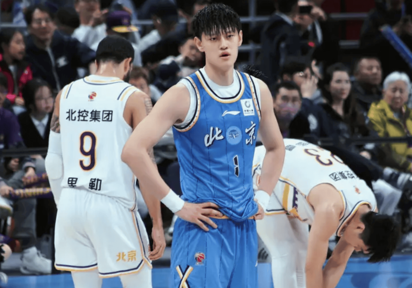 山东男篮取胜北京队，实力碾压对手抢下胜利(山东男篮对于北京首钢的血脉压制)