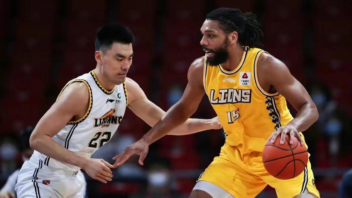 天博体育-包含从&quot;过程&quot;核心到全球流浪，奥卡福29岁转战日本联赛的词条