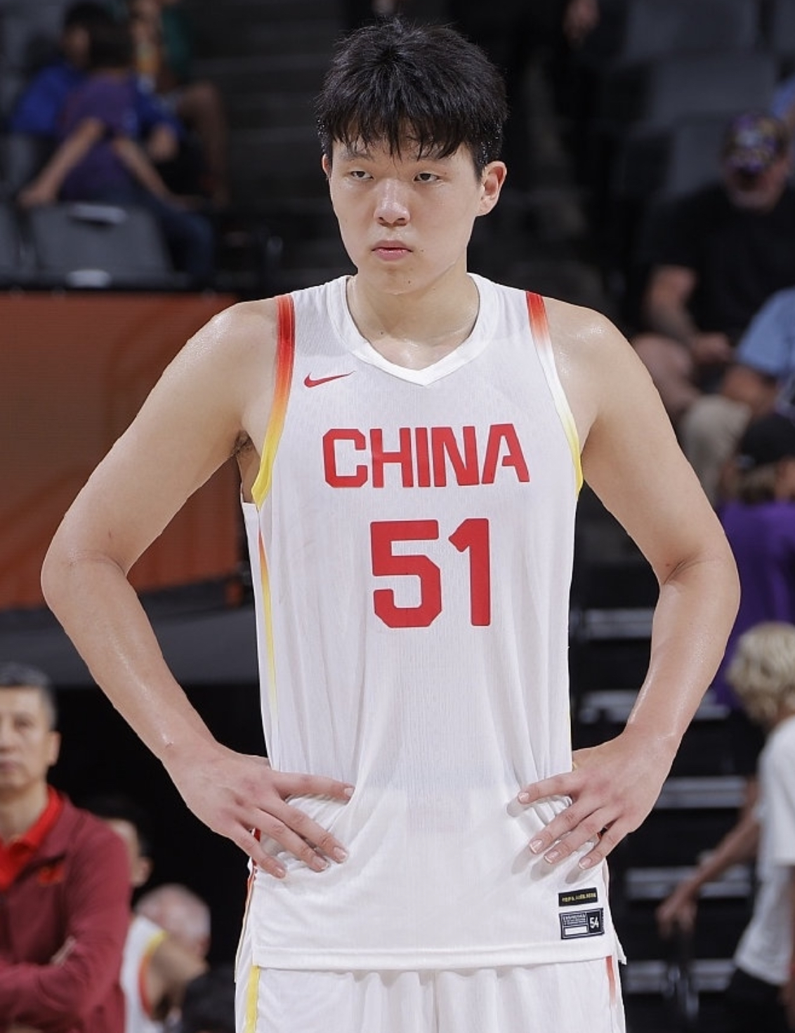 天博体育平台-杨瀚森8+8+5+3篮板创新高开拓者击败火箭的简单介绍