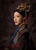 包含胡尔特斯基兰祖志在卫冕，决不轻言放弃的词条